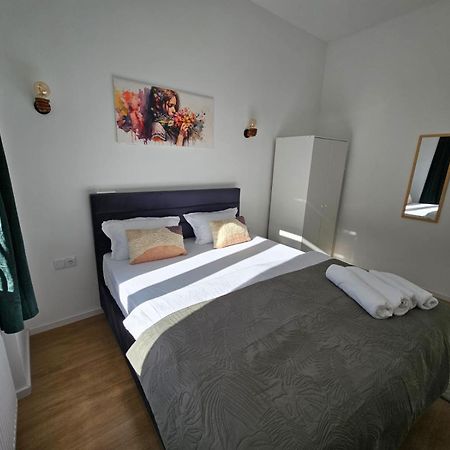 Cozy And Quit 1170 Vienna Apartment Luaran gambar